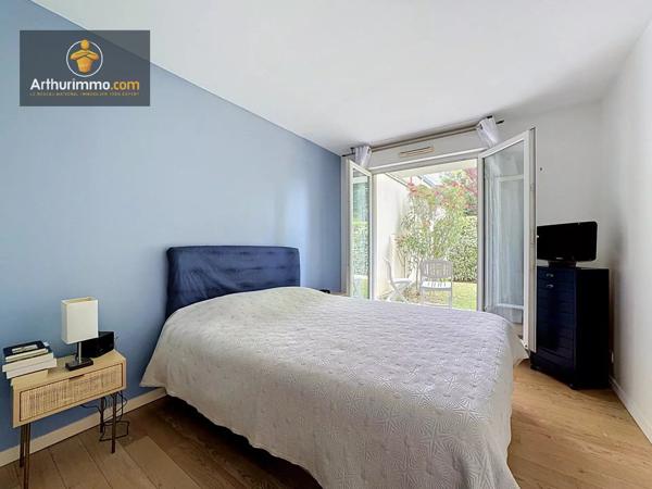Vente                                                      Appartement
                        
                     5 pièces                      95 m2                     à Eaubonne