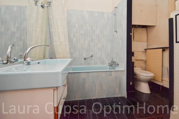 BOURG LA REINE - 7P - 134,65 M² - PROCHE CENTRE VILLE - DUPLEX 1ER ET 2E - JARDIN 53 M² ENV. - 3 CAVES