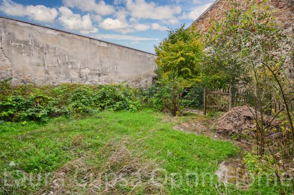 BOURG LA REINE - 7P - 134,65 M² - PROCHE CENTRE VILLE - DUPLEX 1ER ET 2E - JARDIN 53 M² ENV. - 3 CAVES