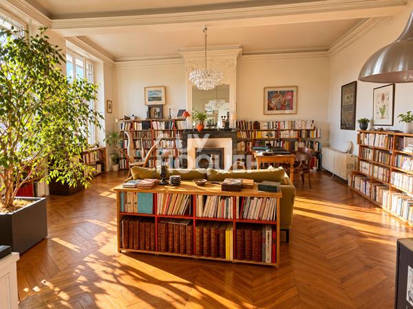 RIOM centre - Bel Appartement 187 m2, 4 chambres