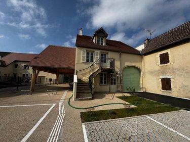 Appartement à louer à Archelange dans le Jura (39290), ref : 39033-L601