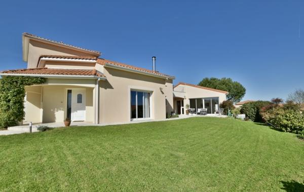 Vente Maison réf : Camélia Cholet   