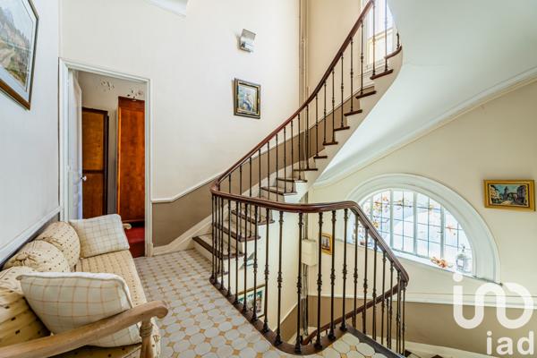 Maison à vendre 11 pièces 210 m² Aubagne