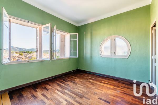 Maison à vendre 11 pièces 210 m² Aubagne