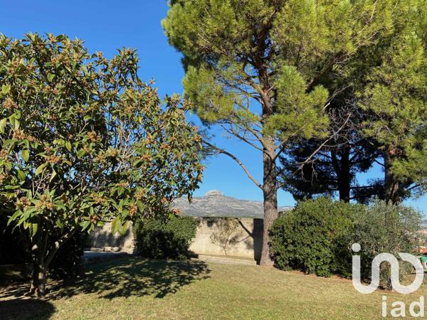 Maison à vendre 11 pièces 210 m² Aubagne