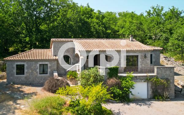 Maison à vendre    5 pièces • 136,50 m2 Saint-Alban-Auriolles