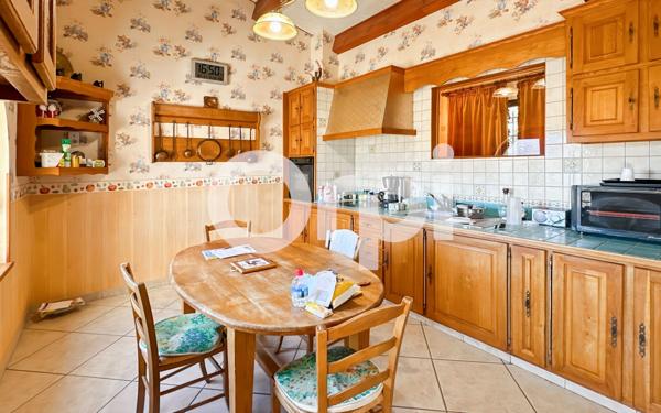 Maison à vendre    5 pièces • 136,50 m2 Saint-Alban-Auriolles