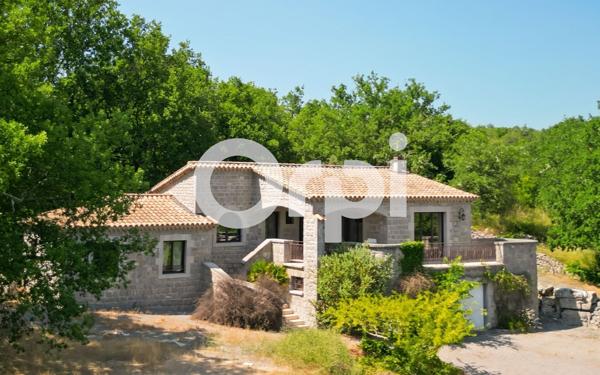 Maison à vendre    5 pièces • 136,50 m2 Saint-Alban-Auriolles