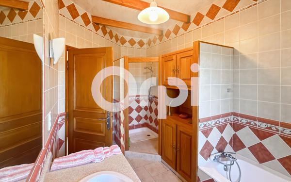 Maison à vendre    5 pièces • 136,50 m2 Saint-Alban-Auriolles