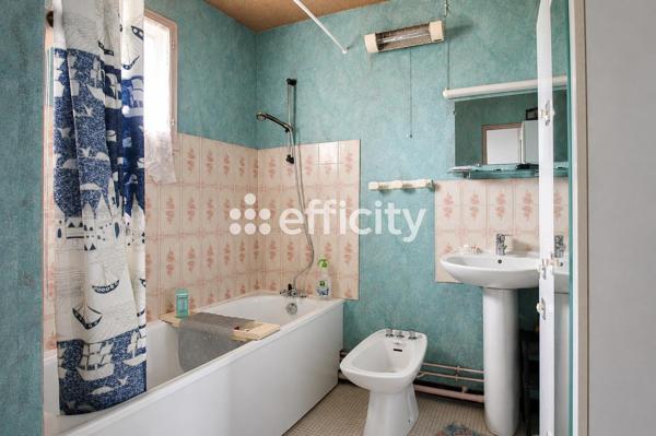 Maison
         6 pièces
        - 109 m² Exclusivité 385 000 € *