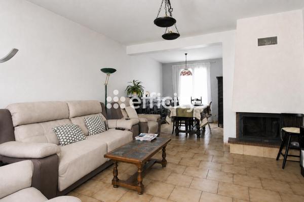 Maison
         6 pièces
        - 109 m² Exclusivité 385 000 € *