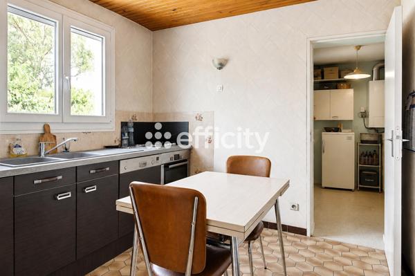 Maison
         6 pièces
        - 109 m² Exclusivité 385 000 € *