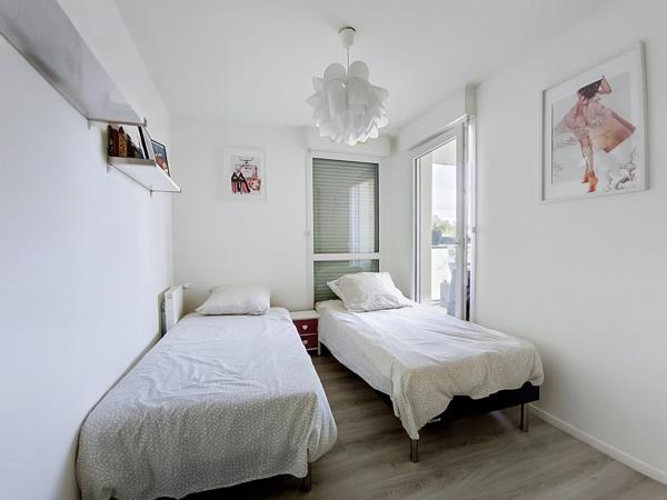 Appartement
         3 pièces
        - 59 m² Exclusivité 215 000 € *