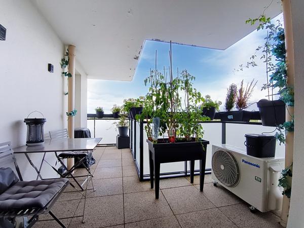 Appartement
         3 pièces
        - 59 m² Exclusivité 215 000 € *