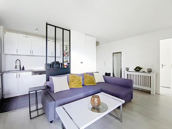 Appartement
         3 pièces
        - 59 m² Exclusivité 215 000 € *