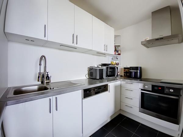 Appartement
         3 pièces
        - 59 m² Exclusivité 215 000 € *