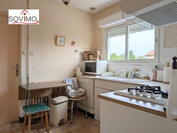 IDÉALEMENT SITUÉ, AGRÉABLE PLAIN PIED INDÉPENDANT AVEC GARAGE ET JARDIN