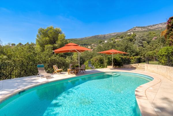 Maison à vendre à Carros (06510) - Alpes-Maritimes