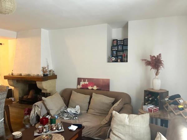 Immeuble à vendre 203m²