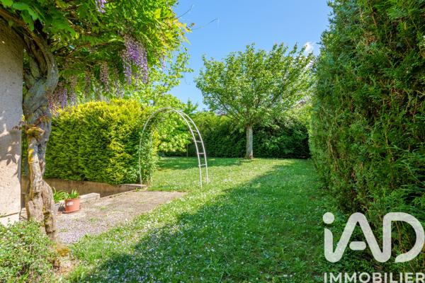 Maison à vendre 10 pièces 255 m² Hettange-Grande