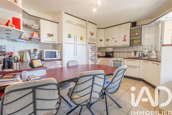 Maison à vendre 10 pièces 255 m² Hettange-Grande