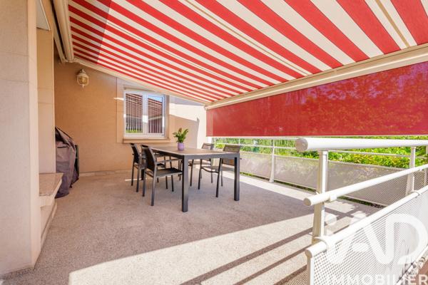 Maison à vendre 10 pièces 255 m² Hettange-Grande