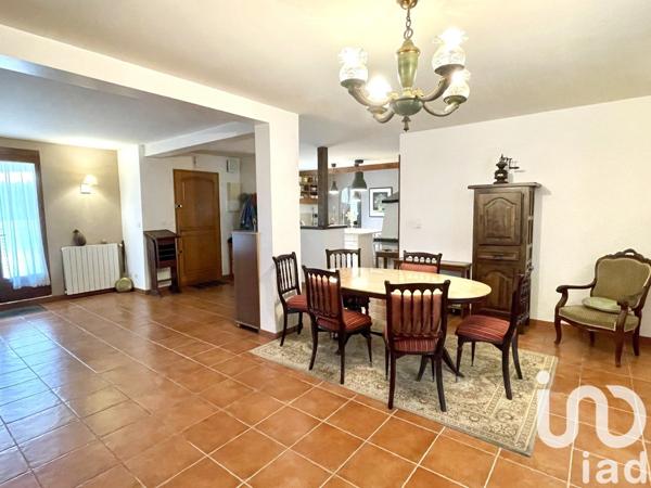 Maison 6 pièces de 163 m² à Rivières (81600)