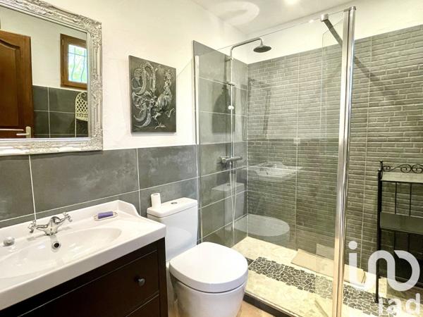 Maison 6 pièces de 163 m² à Rivières (81600)