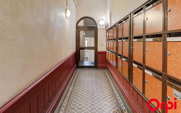 Appartement à vendre    3 pièces • 68,06 m2 Caluire-et-Cuire