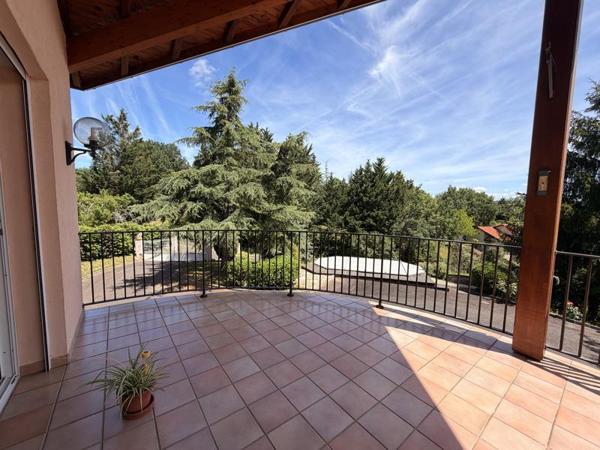 Maison à vendre 315 000 € Pavie 4 p 120 m² DPE D