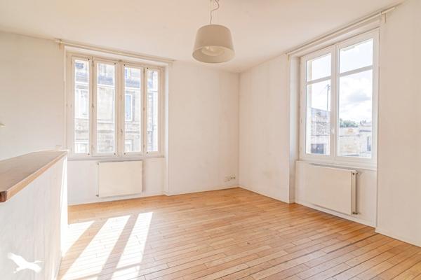 Appartement à vendre |                                       Bordeaux |                                        4 pièces  |  117 m²