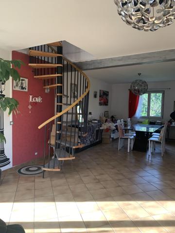 Villemur-sur-Tarn (31340) MAISON AVEC TERRAIN ET DÉPENDANCE