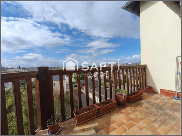 Nouveau sur le marché, duplex avec garage !