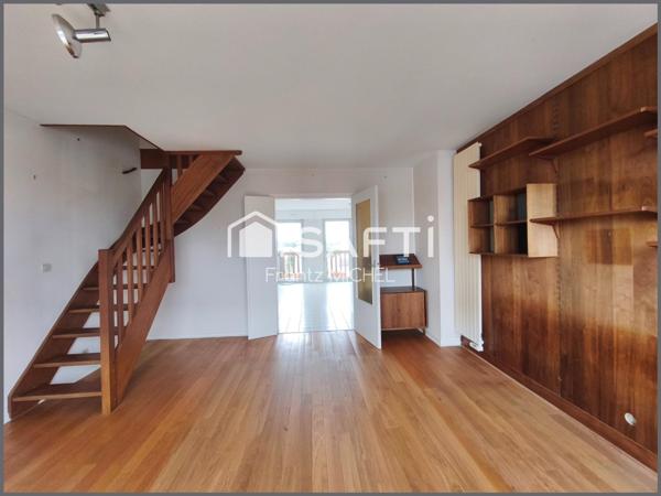 Nouveau sur le marché, duplex avec garage !