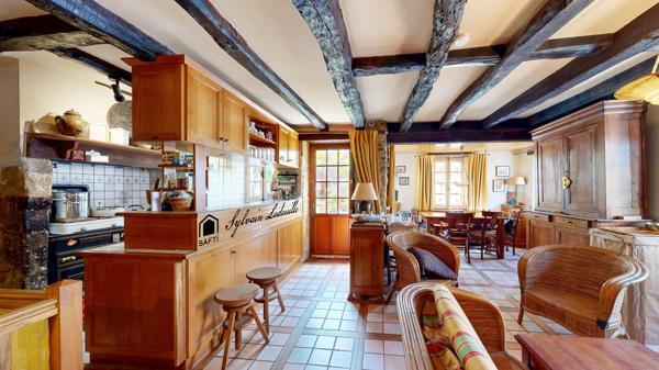 Maison de village de 11 pièces de 325 M2 Habitables