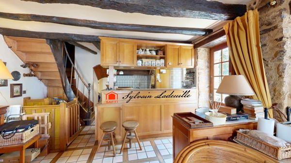 Maison de village de 11 pièces de 325 M2 Habitables