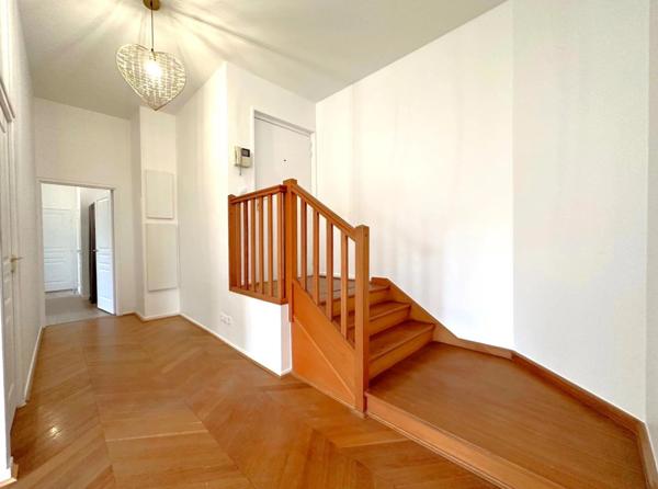 Location Appartement 4 pièces 97 m2 à Compiègne