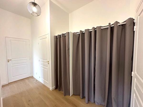 Location Appartement 4 pièces 97 m2 à Compiègne