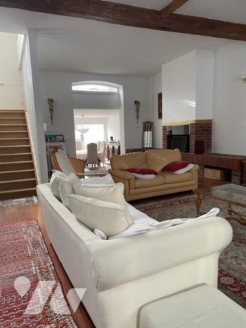 "EXCLUSIVITÉ" entre Vauban et Port de Lille.

Grande maison semi individuelle avec jardin, garage...