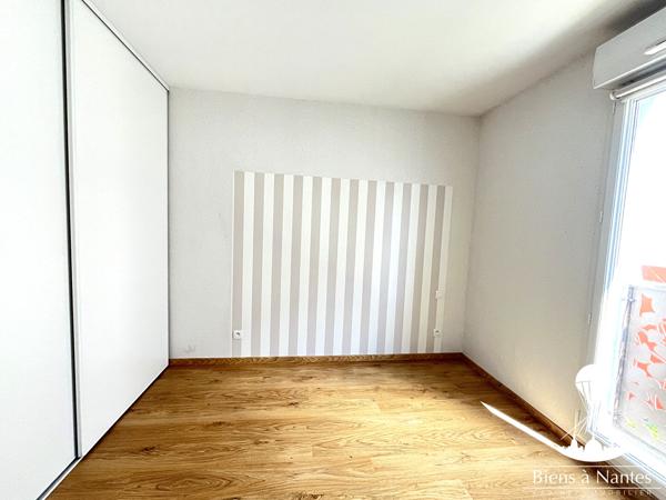 A vendre grand appartement T2 Nantes Canclaux balcon et garage , Nantes