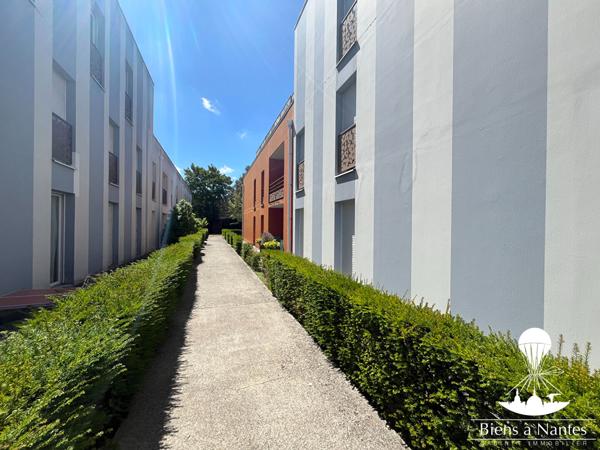 A vendre grand appartement T2 Nantes Canclaux balcon et garage , Nantes