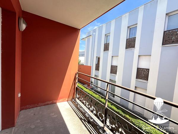 A vendre grand appartement T2 Nantes Canclaux balcon et garage , Nantes