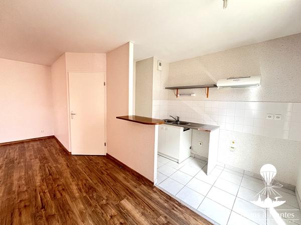 A vendre grand appartement T2 Nantes Canclaux balcon et garage , Nantes