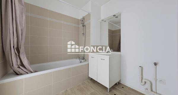 À vendre Appartement 2 pièces 44 m² - Cenon 33150