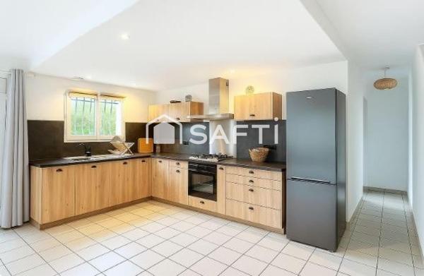 Maison T4 (3 chambres) de 100 m² à Rivesaltes avec terrasse et son jardin sur un terrain de 394 m²