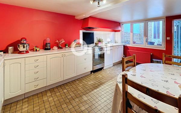 Appartement à vendre    6 pièces •  Aire-sur-la-Lys