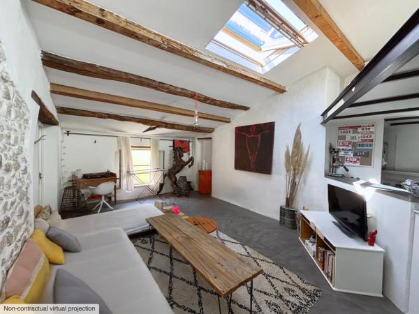 Joli Appartement T2 bis atypique en plein coeur de Trets