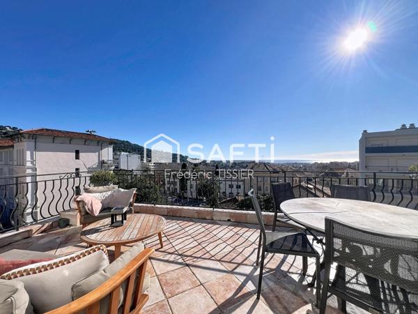 Le Cannet Mairie : Magnifique maison de ville avec garage