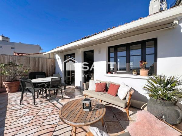 Le Cannet Mairie : Magnifique maison de ville avec garage