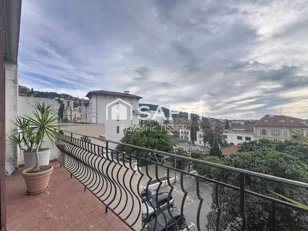 Le Cannet Mairie : Magnifique maison de ville avec garage